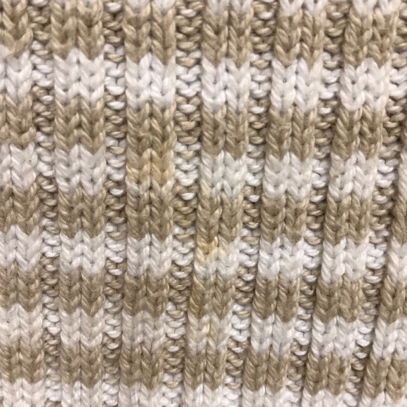 ❌SOLD❌90s style knit sweater tank - Picture 3 of 3